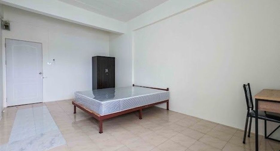For sale 126 bedrooms apartment in Bangkok Yai, Bangkok