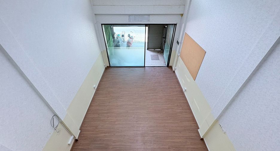 Local comercial en venta de 2 habitaciones en San Sai, Chiang Mai