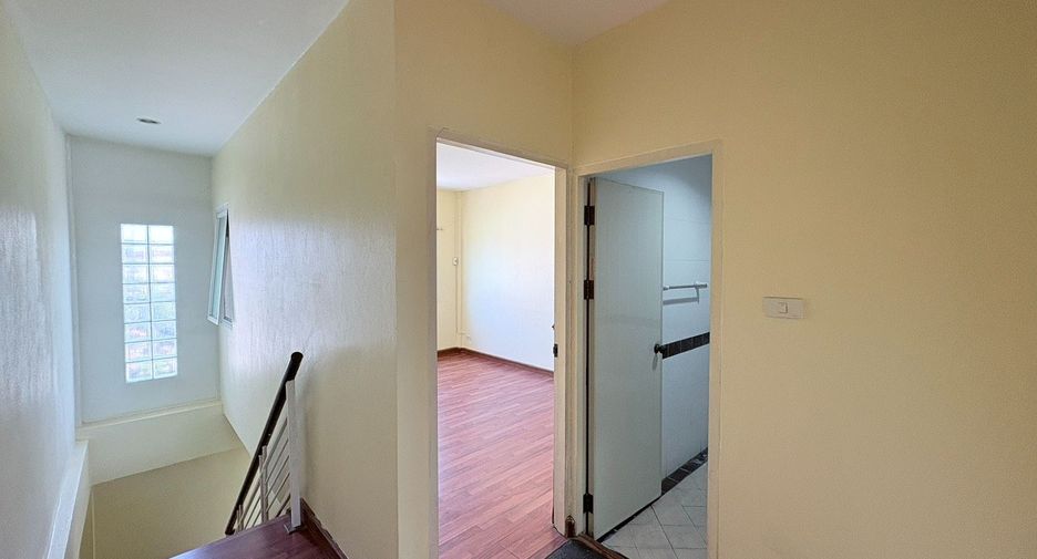 Local comercial en venta de 2 habitaciones en San Sai, Chiang Mai