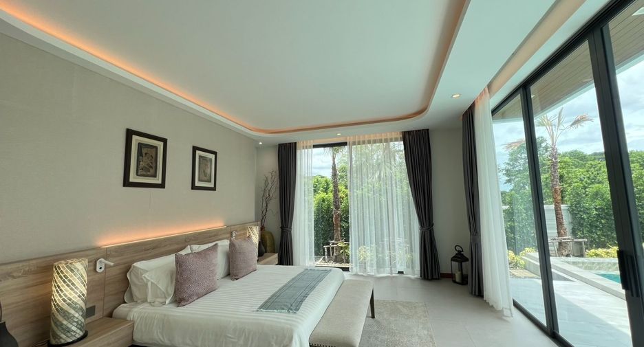 For sale 4 bedrooms villa in Hua Hin, Prachuap Khiri Khan