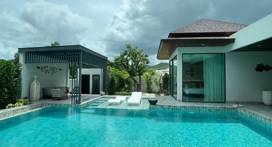 For sale 4 bedrooms villa in Hua Hin, Prachuap Khiri Khan