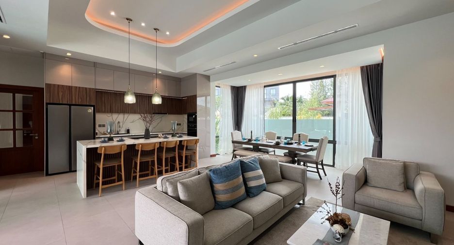 For sale 4 bedrooms villa in Hua Hin, Prachuap Khiri Khan