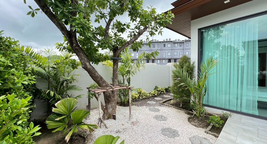 For sale 4 bedrooms villa in Hua Hin, Prachuap Khiri Khan