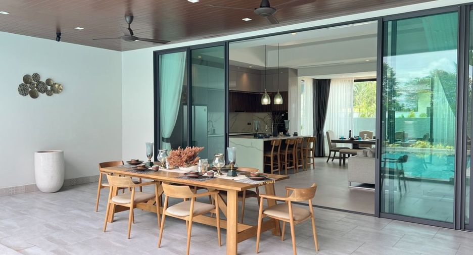 For sale 4 bedrooms villa in Hua Hin, Prachuap Khiri Khan