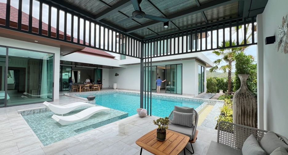 For sale 4 bedrooms villa in Hua Hin, Prachuap Khiri Khan