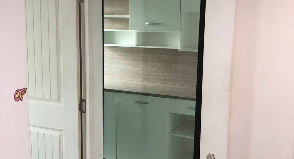 For sale 1 bed condo in Lam Luk Ka, Pathum Thani