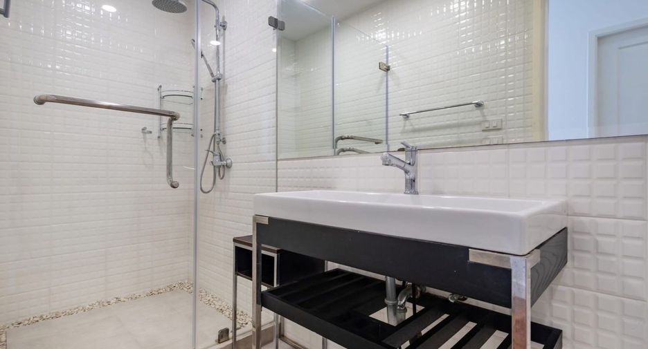 For sale 3 bedrooms condo in Hua Hin, Prachuap Khiri Khan