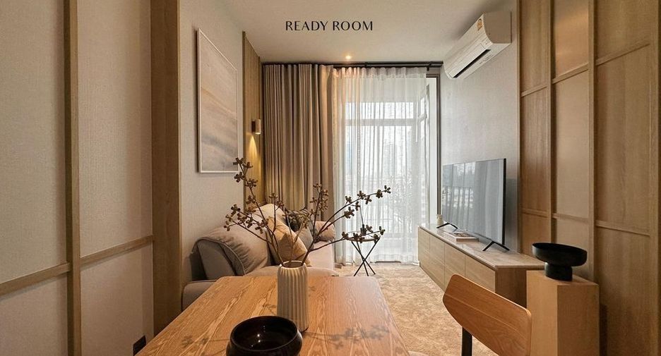 For rent and for sale 1 bed condo in Watthana, Bangkok