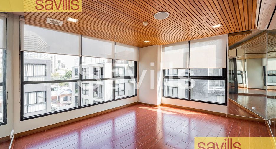 À vendre 1 chambre condo à Khlong Toei, Bangkok