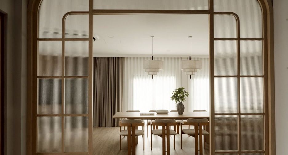 Casa en alquiler de 5 habitaciones en Bang Phli, Samut Prakan