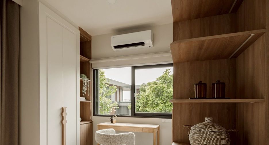 Casa en alquiler de 5 habitaciones en Bang Phli, Samut Prakan
