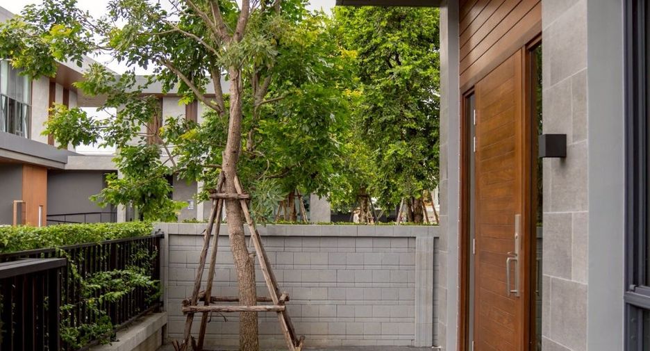 Casa en alquiler de 5 habitaciones en Bang Phli, Samut Prakan