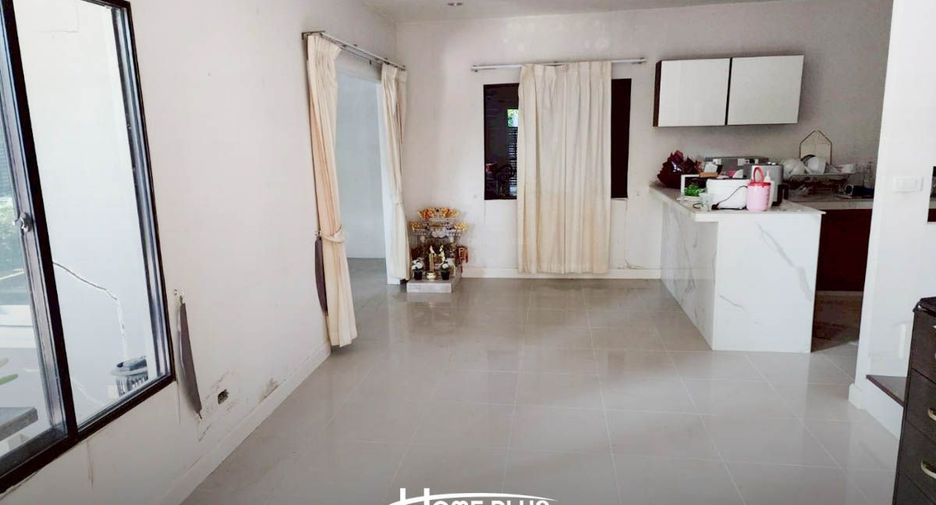 For sale 3 bedrooms house in Khlong Sam Wa, Bangkok