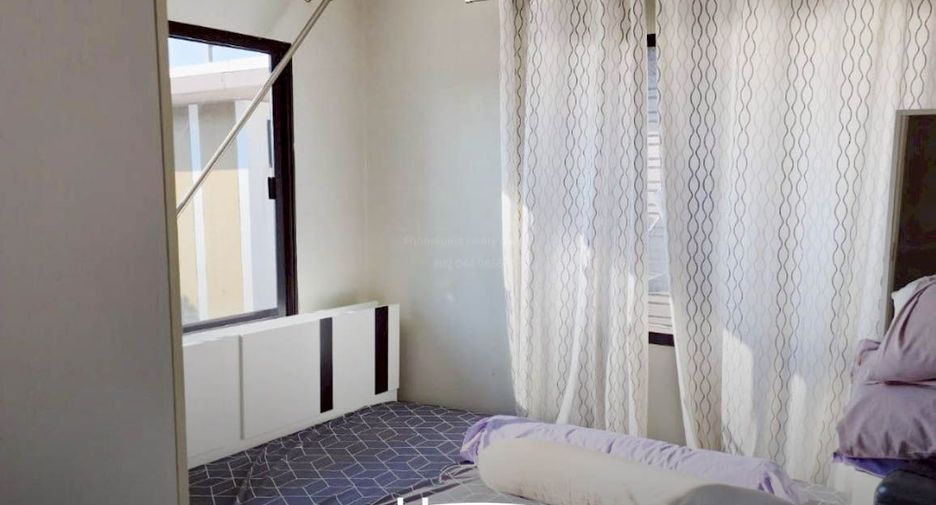 For sale 3 bedrooms house in Khlong Sam Wa, Bangkok