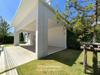 Haus zur Miete mit 4 Zimmer in Bang Phli, Samut Prakan