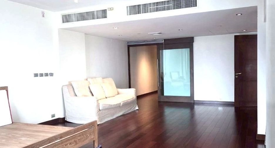 ขาย 3 ห้องนอน คอนโด ใน คลองเตย, กรุงเทพฯ