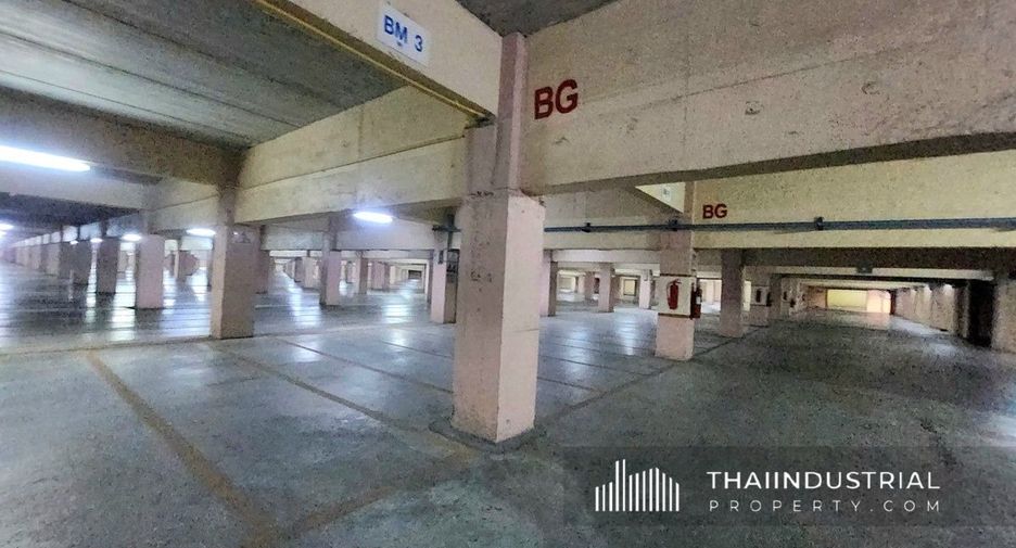 Almacén en alquiler en Mueang Pathum Thani, Pathum Thani