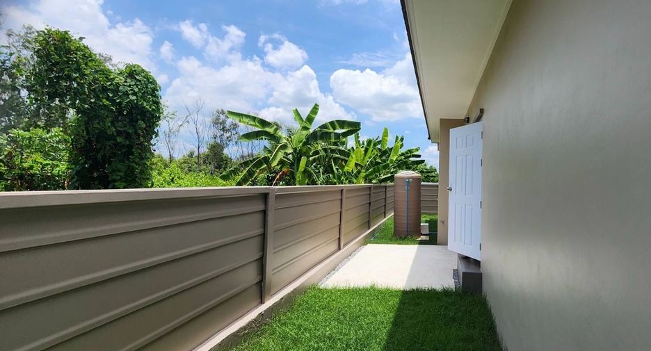 For sale 2 bedrooms house in Mueang Chachoengsao, Chachoengsao