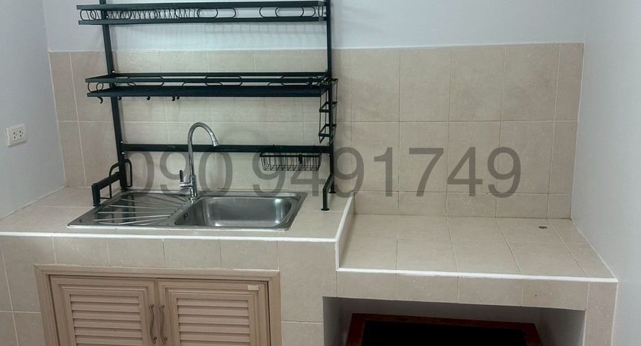 For rent 3 bedrooms house in Prawet, Bangkok