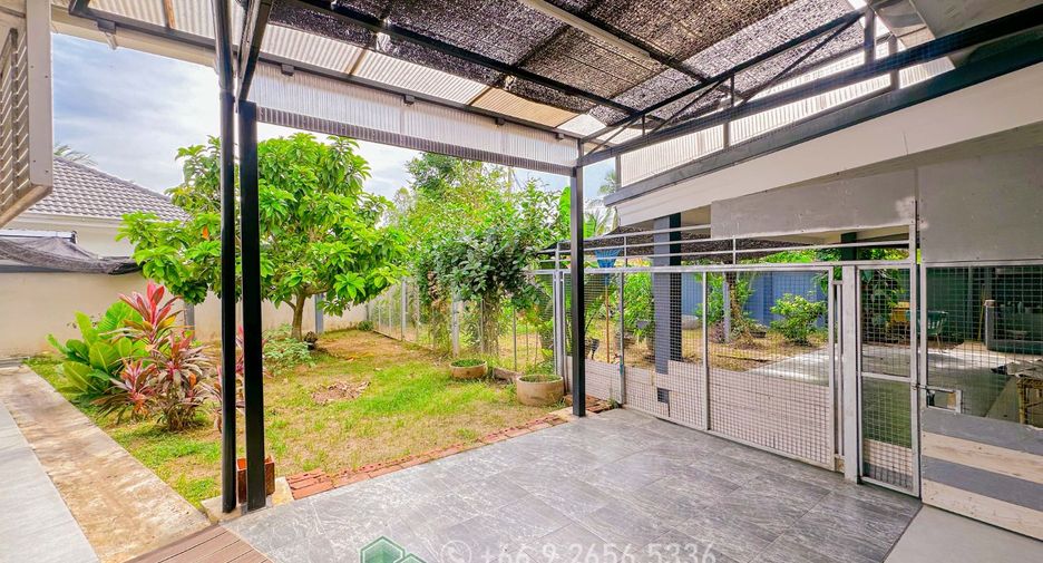 出售 5 卧室 独立屋 在 Huai Yai, 芭提雅