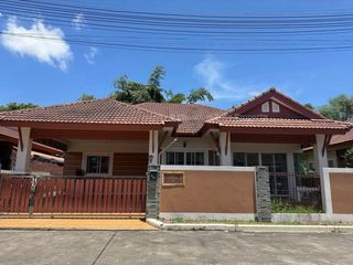 3 Bedroom House In Si Racha, Chonburi