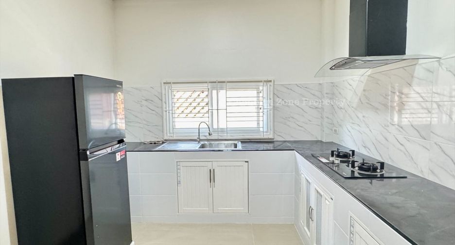 For rent 3 bedrooms house in Si Racha, Chonburi