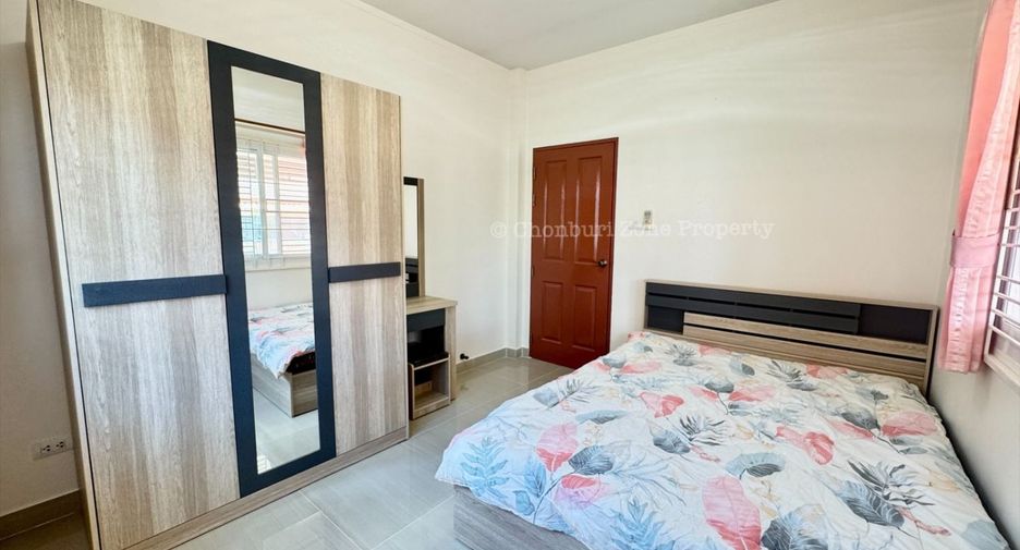 For rent 3 bedrooms house in Si Racha, Chonburi