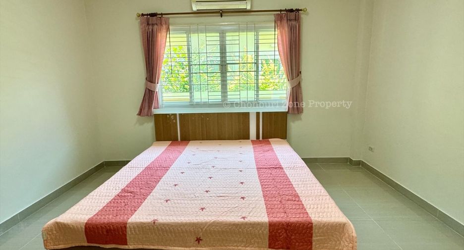 For rent 3 bedrooms house in Si Racha, Chonburi