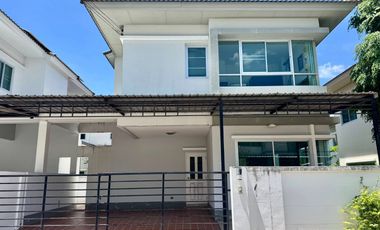 For rent 3 bedrooms house in Si Racha, Chonburi