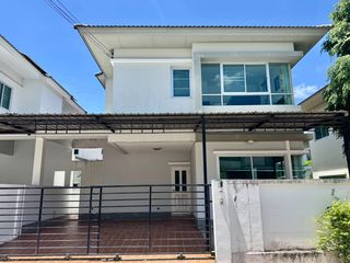 3 Bedroom House In Si Racha, Chonburi