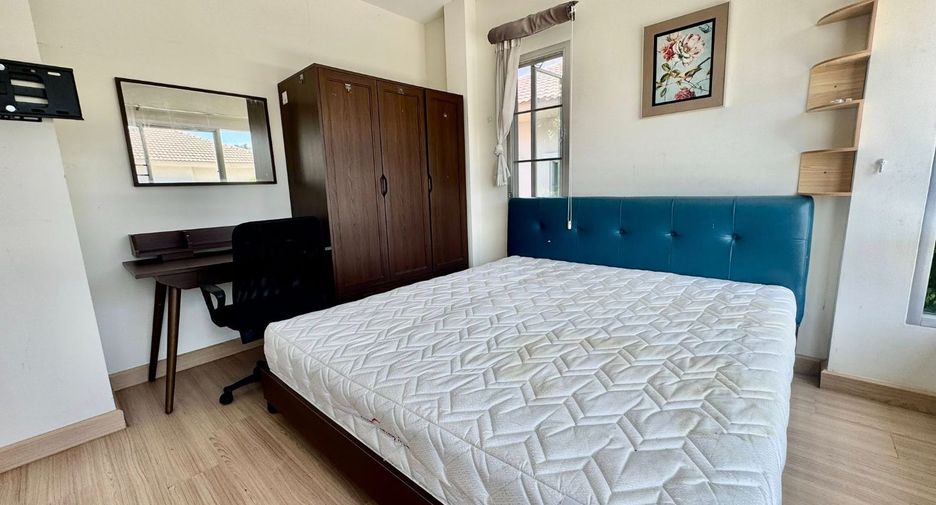 For rent 3 bedrooms house in Si Racha, Chonburi