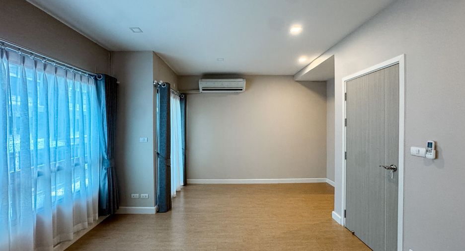 ขาย 4 ห้องนอน ทาวน์เฮ้าส์ ใน บางเขน, กรุงเทพฯ