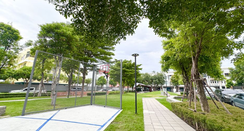 ขาย 4 ห้องนอน ทาวน์เฮ้าส์ ใน บางเขน, กรุงเทพฯ