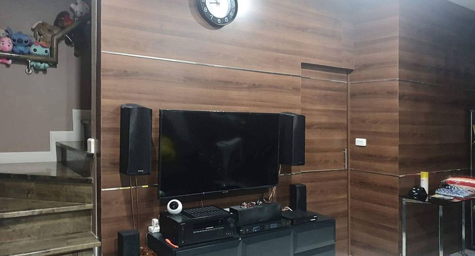 For sale 3 bedrooms townhouse in Bang Phli, Samut Prakan