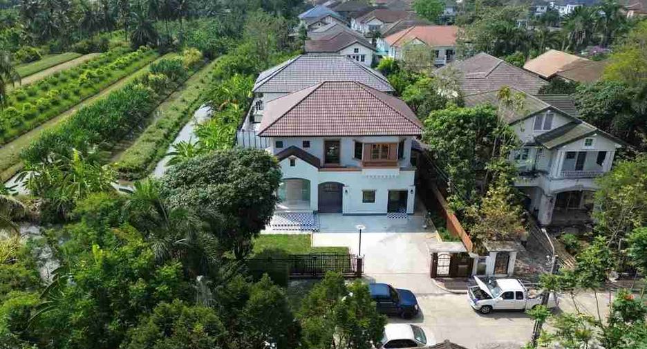 For sale 3 bedrooms house in Bang Bon, Bangkok