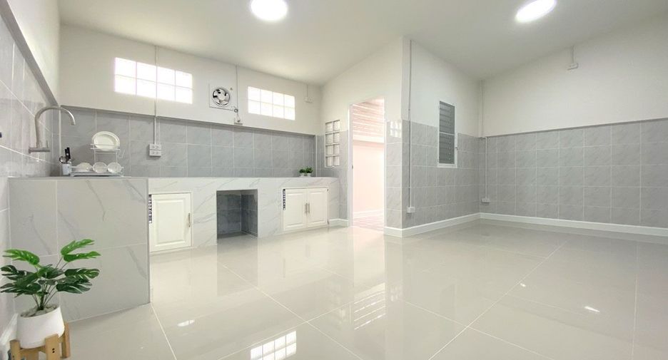 For sale 4 bedrooms townhouse in Bang Bua Thong, Nonthaburi