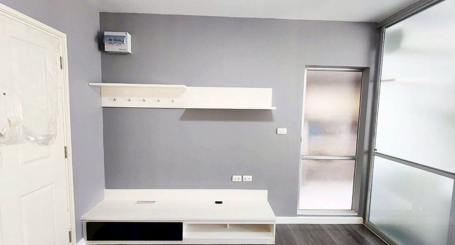 For sale 1 bed condo in Khlong Luang, Pathum Thani