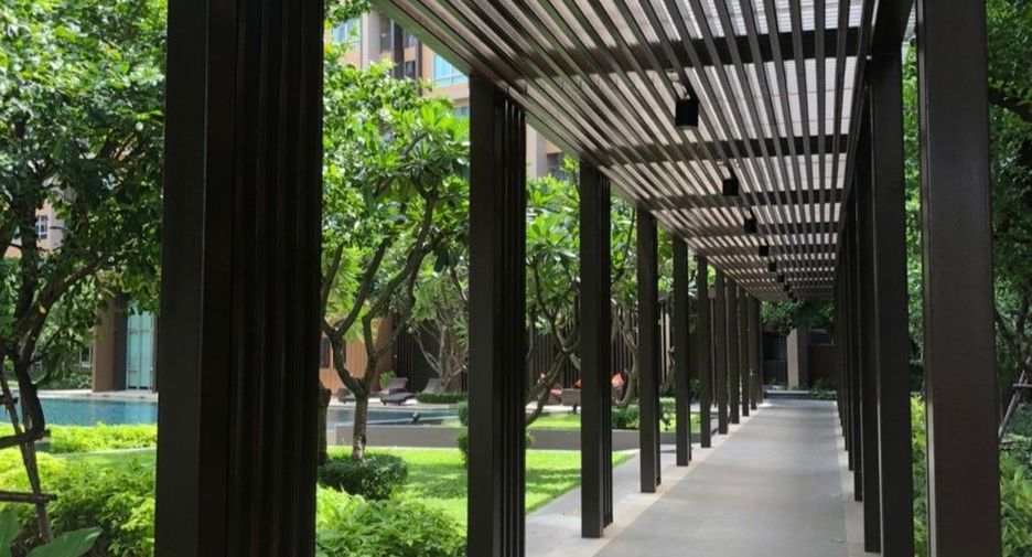 For sale 1 bed condo in Khlong Luang, Pathum Thani