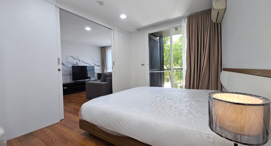 For rent 1 bed condo in Phra Khanong, Bangkok