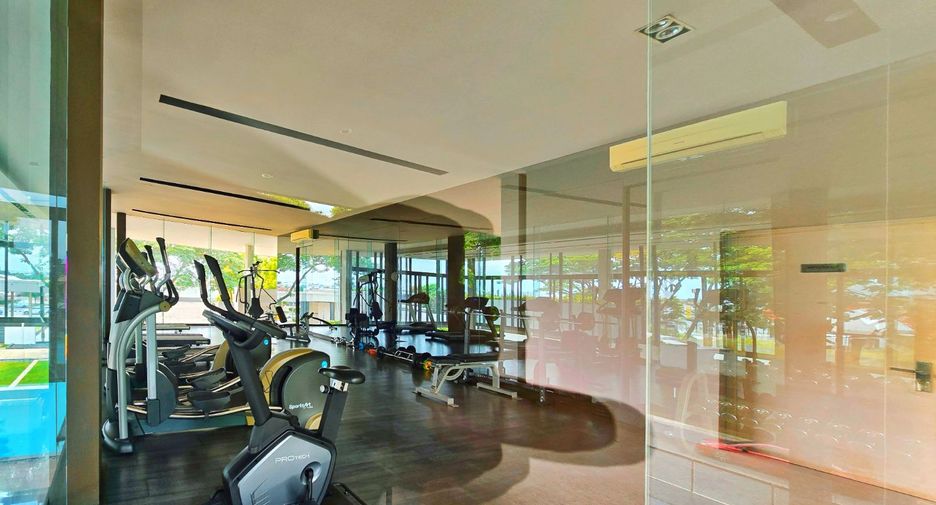 For sale 4 bedrooms house in Taling Chan, Bangkok