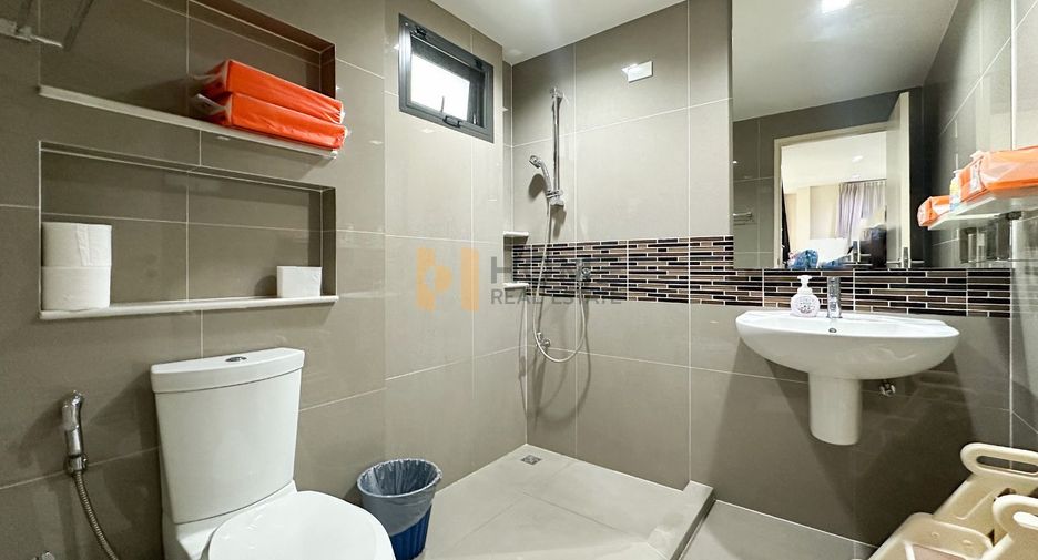 Haus zum Kauf mit 3 Zimmer in Bangkok Noi, Bangkok