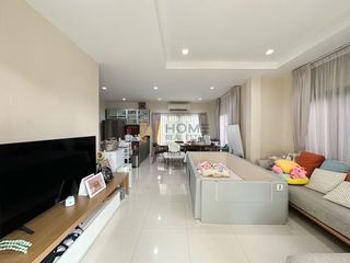 Haus zum Kauf mit 3 Zimmer in Bangkok Noi, Bangkok