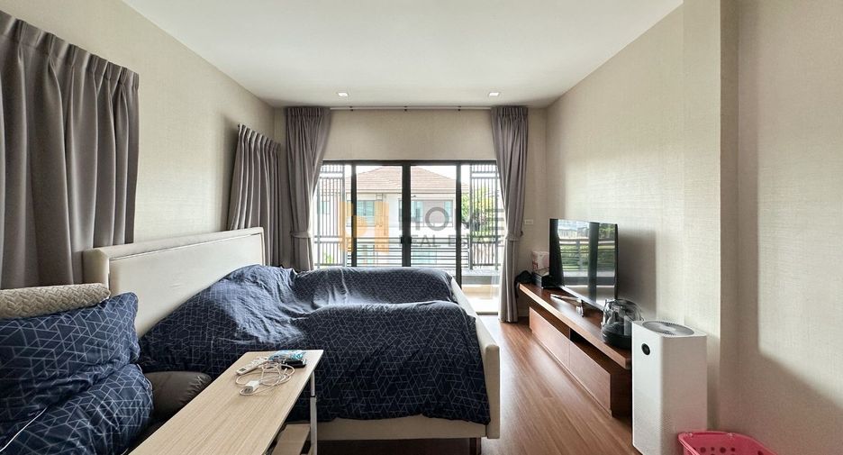 Haus zum Kauf mit 3 Zimmer in Bangkok Noi, Bangkok