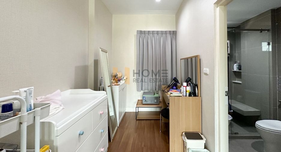Haus zum Kauf mit 3 Zimmer in Bangkok Noi, Bangkok