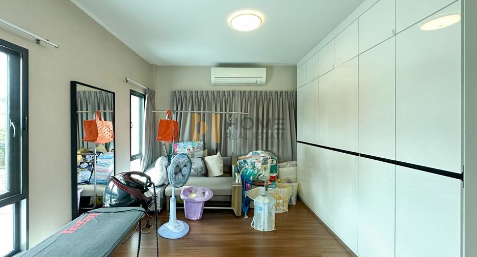 Haus zum Kauf mit 3 Zimmer in Bangkok Noi, Bangkok