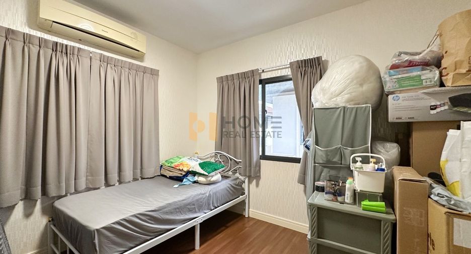 Haus zum Kauf mit 3 Zimmer in Bangkok Noi, Bangkok