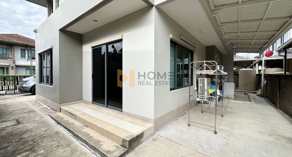 Haus zum Kauf mit 3 Zimmer in Bangkok Noi, Bangkok