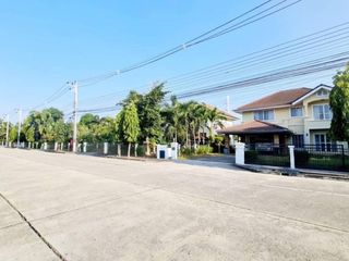 For Rent 5 Bedroom House In Mueang Chiang Mai