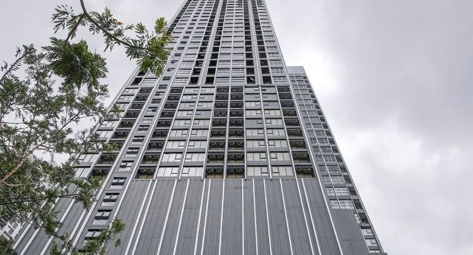 Wohnung zur Miete mit 2 Zimmer in Sathon, Bangkok