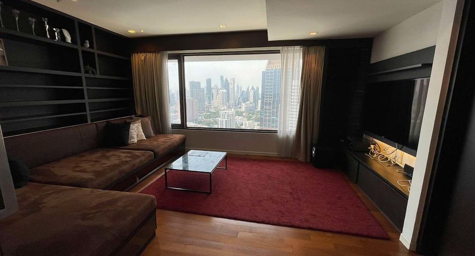 For rent and for sale 2 bedrooms condo in Sathon, Bangkok